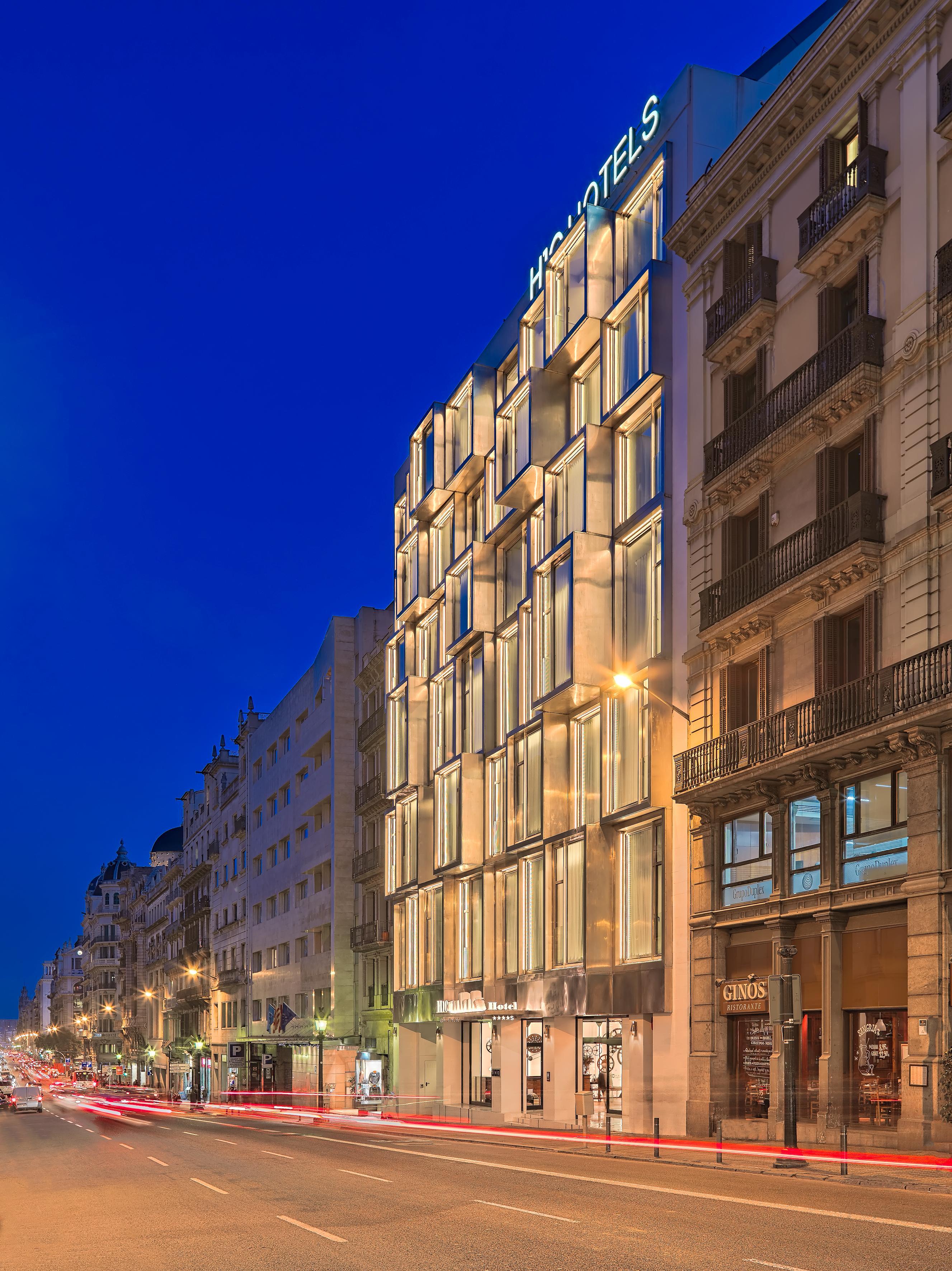 Отель H10 Cubik 4* Sup Барселона Экстерьер фото